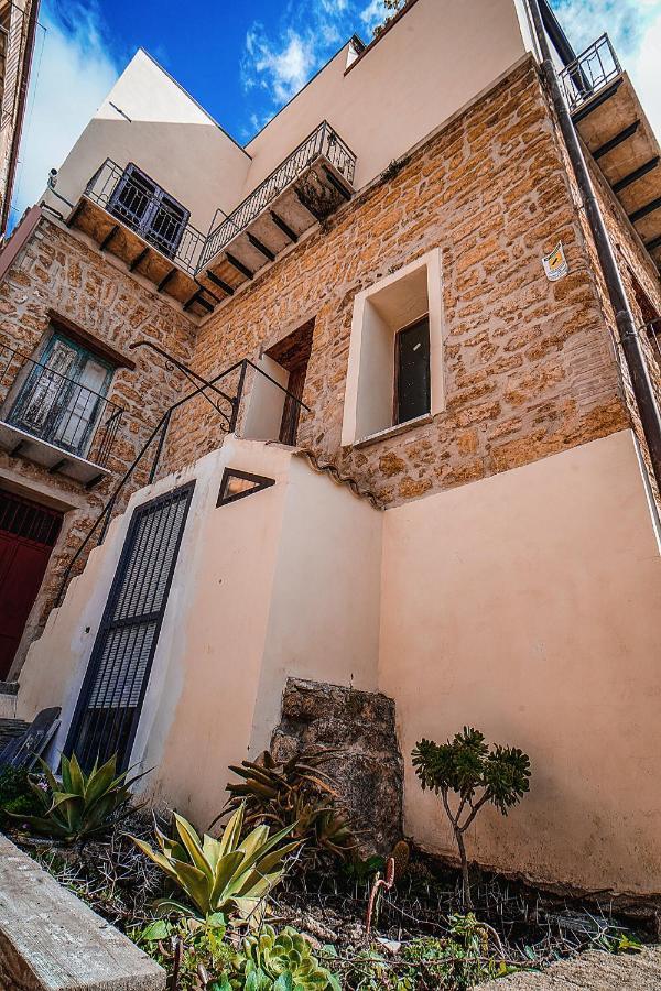 Hotel Casa Lerux Agrigento Esterno foto