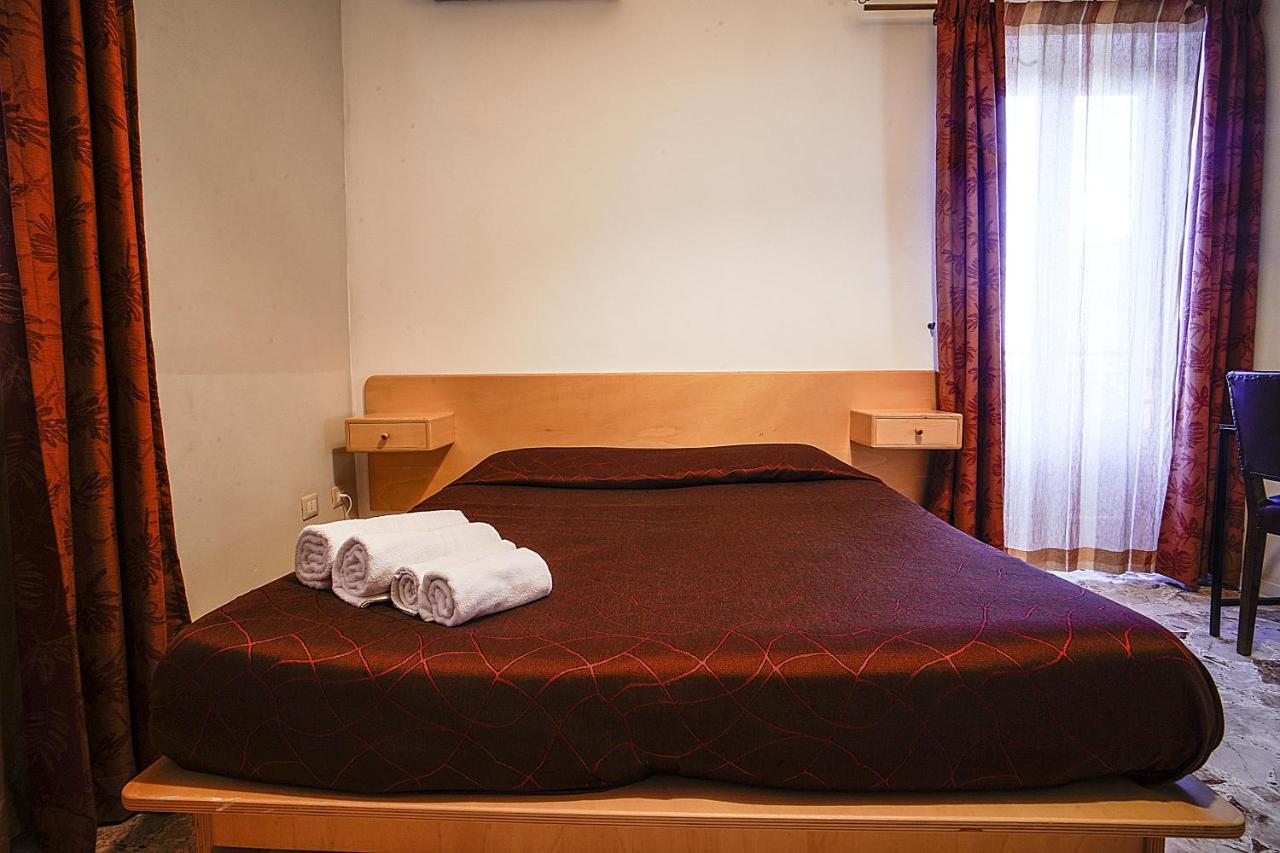 Hotel Casa Lerux Agrigento Esterno foto